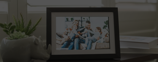 Frameo Frames vs Skylight Frames