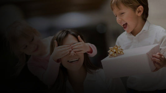 The Best Long-Distance Gifts for Australians Studying or Working Abroad in 2026