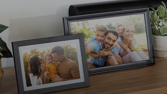 LuvLink Digital Photo Frame vs Friendship Lamp: Which Is Right for You?