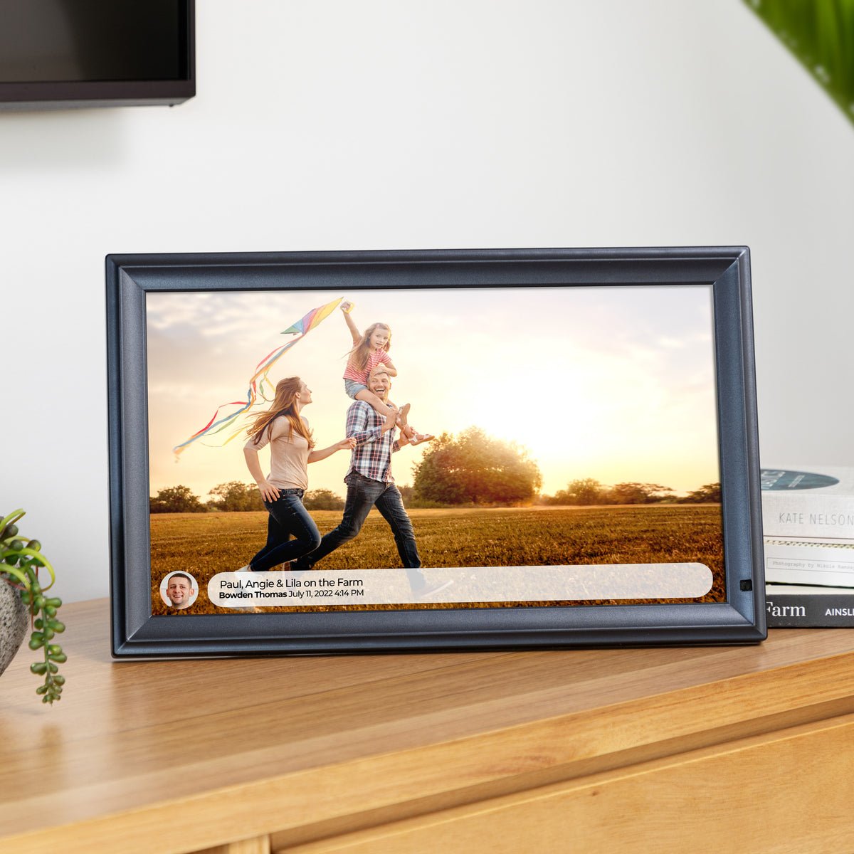 Digital Photo Frame Australia | WiFi Frameo Frames, No Subscription ...