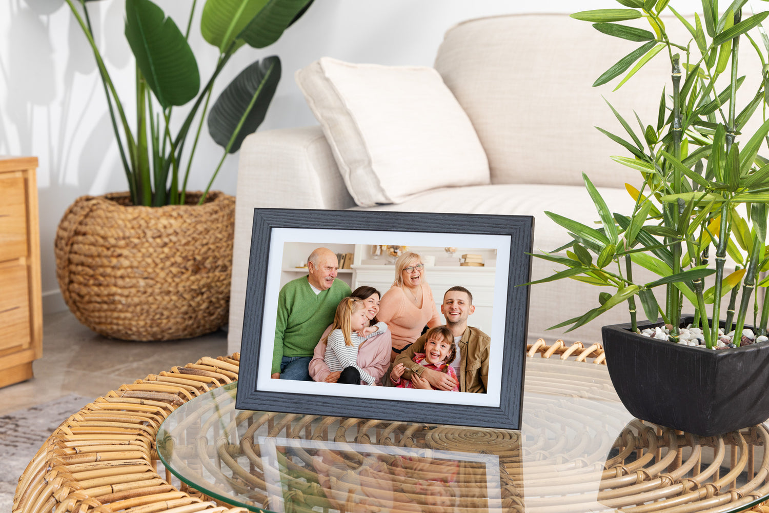 Digital Photo Frame by LuvLink Black 10 inch